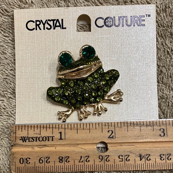 CRYSTAL COUTURE FROG BROOCH COAT PIN - Picture 4 of 5